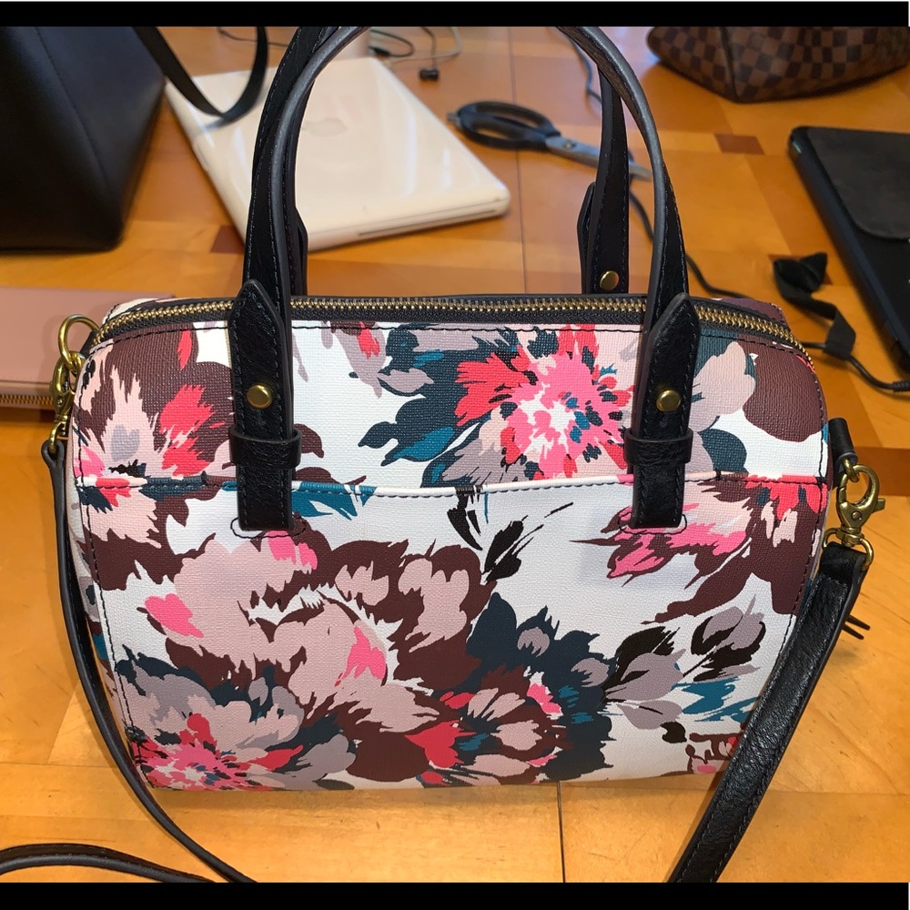 Fossil bag with wallet